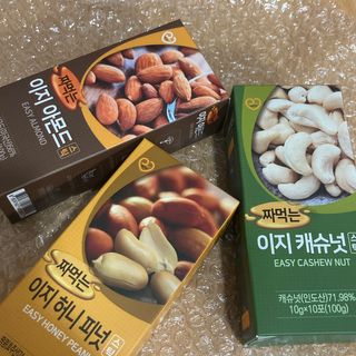 짜먹는 이지견과 짜먹는 이지아몬드, 짜먹는 이지허니피넛, 짜먹는 이지캐슈넛 각 10g X  10포 — 5점을 준 리뷰어가 2021년 3월 올린 사용 사진