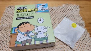 [숨그림]  덴탈마스크 짱구 우리아이 그리고 내가 쓰는 믿을수있는 케릭터 마스크  16종 — 5점을 준 리뷰어가 2021년 11월 올린 사용 사진