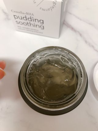 [NEW_버진팜스 푸딩수딩] 투명 푸딩젤이 선사하는 빠른 진정과 깨끗한 피부결 정돈 — 4.5점을 준 리뷰어가 2021년 8월 올린 사용 사진