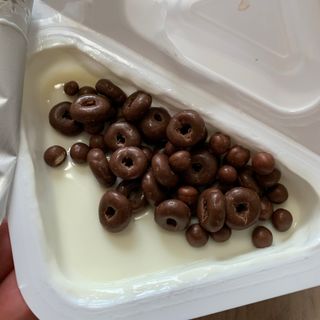 매일바이오 토핑요거트 — 3.5점을 준 리뷰어가 2021년 5월 올린 사용 사진