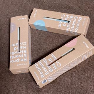 [후르디아] 끈적임 없는 착한성분 비건  핸드크림 3종 — 5점을 준 리뷰어가 2023년 2월 올린 사용 사진