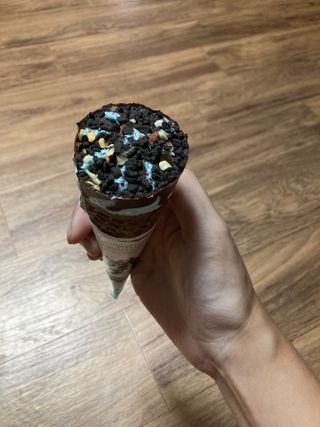 롯데제과 프리미엄 디저트, 나뚜루 피페리타 민트초코 — 5점을 준 리뷰어가 2021년 8월 올린 사용 사진