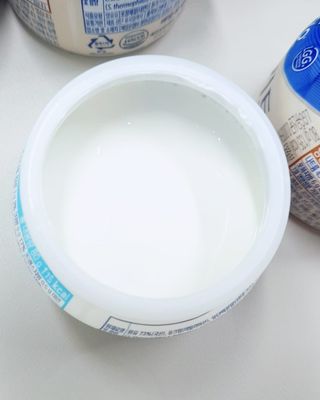 매일바이오 그릭요거트 오리지널 플레인 4개, 로스터리 커피믹스 4개 — 5점을 준 리뷰어가 2021년 12월 올린 사용 사진