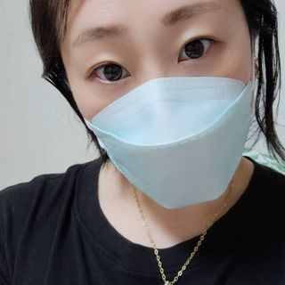 [이지아 마스크] 애니가드 더솔루션마스크 KF80 대형 컬러 4종 — 5점을 준 리뷰어가 2021년 6월 올린 사용 사진