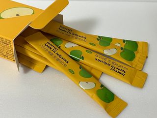 맛있게 골라먹는 이너셋 ABC젤리스틱 이너뷰티젤리 3종세트 15포X3박스 — 5점을 준 리뷰어가 2023년 4월 올린 사용 사진