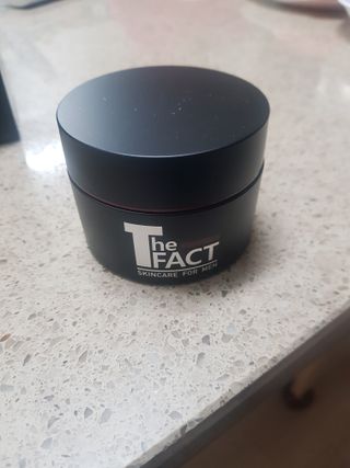The Fact 더팩트 에스에프엔 브라이트닝 안티 링클 크림 50ml — 5점을 준 리뷰어가 2022년 7월 올린 사용 사진