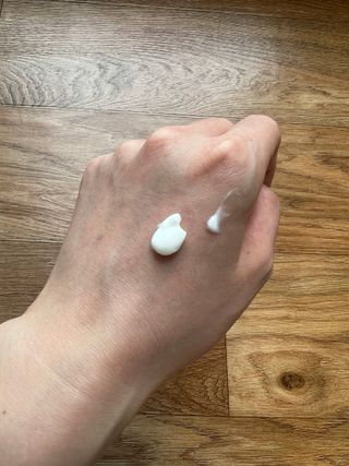 LCN(엘씨엔) LCN 리제너러티브 핸드크림 75ml 주름개선 고보습 재생핸드크림 — 5점을 준 리뷰어가 2022년 7월 올린 사용 사진