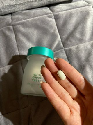 체인미 엘라스틴 콜라겐으로 이뻐진데이 500mg x 30정 — 5점을 준 리뷰어가 2021년 12월 올린 사용 사진