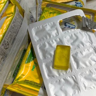 마요라 히말라야 솔트 캔디 2종-페퍼민트 맛, 라임민트 맛 — 3점을 준 리뷰어가 2022년 12월 올린 사용 사진