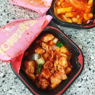 한성기업 무볼레 닭떡볶이+해물떡볶이 2종 세트 — 5점을 준 리뷰어가 2021년 10월 올린 사용 사진
