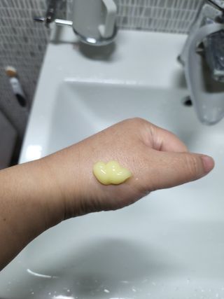 랑벨 비타 에너지 잡티 크림 75ml (피부 속 기미완화크림) — 5점을 준 리뷰어가 2022년 5월 올린 사용 사진