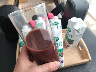 셀렉스스포츠 셀렉스 스포츠 웨이 프로틴 초콜릿 _ 330ml x 12팩 — 5점을 준 리뷰어가 2021년 3월 올린 사용 사진