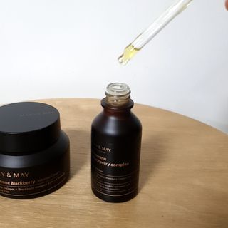 마리엔메이  이데베논 블랙베리 보습 크림 + 세럼 — 5점을 준 리뷰어가 2021년 10월 올린 사용 사진