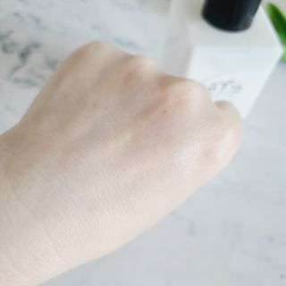 줄라이 모닝 _ JULY MORNING 줄라이모닝 하이드레이팅 퍼퓸드 바디앤핸드 에멀젼 — 5점을 준 리뷰어가 2021년 10월 올린 사용 사진