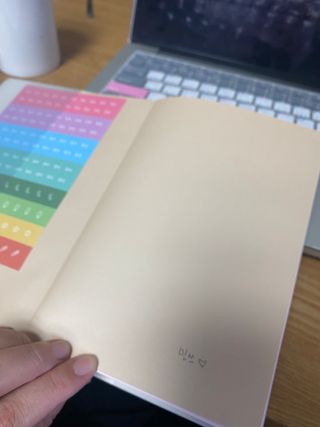리훈 2023년 회사생활 업무일지 다이어리 직장인 업무용 노트 — 5점을 준 리뷰어가 2022년 11월 올린 사용 사진