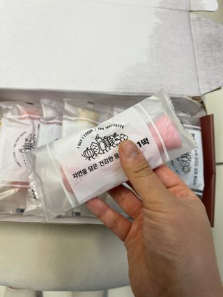 푸디푸디 1일1떡  가래떡 낱개포장 아침식사 식사대용 7종 세트 혼합 (14개입) — 5점을 준 리뷰어가 2022년 6월 올린 사용 사진