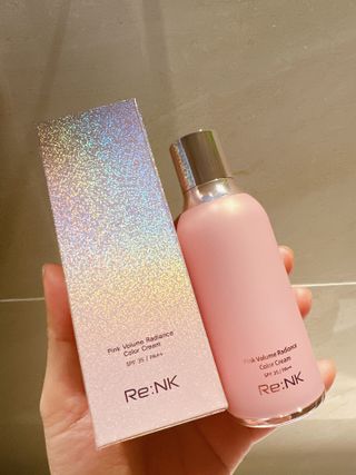 리엔케이 핑크 볼륨 래디언스 컬러크림 에디션 — 5점을 준 리뷰어가 2022년 11월 올린 사용 사진