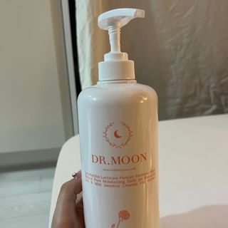 프리[닥터문] 유산균 락토케어 질경초 여성청결제 1000ml (젤타입) — 5점을 준 리뷰어가 2022년 5월 올린 사용 사진