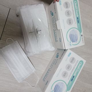 나무드 [식약처허가] KF-AD 국내생산 메디토피아 비말차단 마스크 50매 대대형 헬스 운동 2 BOX — 5점을 준 리뷰어가 2021년 10월 올린 사용 사진