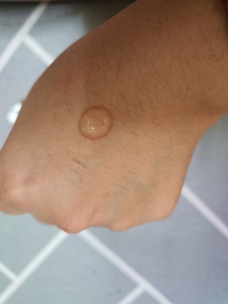 체르엠 스템앤셀 비타민 브라이트닝 에센스 30ml 1개 — 4점을 준 리뷰어가 2021년 10월 올린 사용 사진