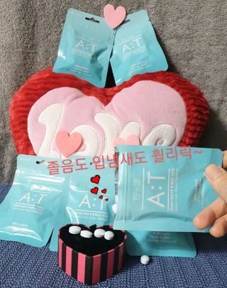 입 냄새 완화에 도움을 주는 에티켓 캔디 앳캔디 스트롱민트 — 5점을 준 리뷰어가 2021년 2월 올린 사용 사진