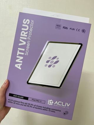 아클리브 Premium 항균 항바이러스 액정 보호필름(iPad) — 4점을 준 리뷰어가 2022년 9월 올린 사용 사진