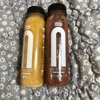 BLENDY'S 핑크 스무디+블론디 스무디 — 4.5점을 준 리뷰어가 2021년 10월 올린 사용 사진
