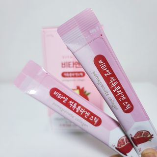 비타앤 석류콜라겐스틱 — 5점을 준 리뷰어가 2021년 5월 올린 사용 사진