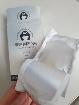 메디포스트 모비타 글루타치온 이지 필름형 30매 — 5점을 준 리뷰어가 2022년 12월 올린 사용 사진