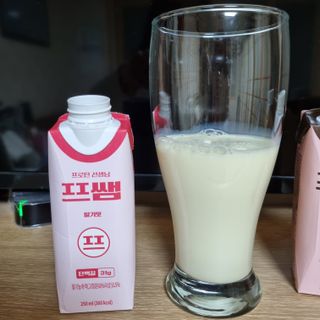 파워풀엑스 [프쌤] 더 맛있고 강력해진 고단백 음료 3종 (초코맛,딸기맛,커피맛) — 5점을 준 리뷰어가 2023년 1월 올린 사용 사진