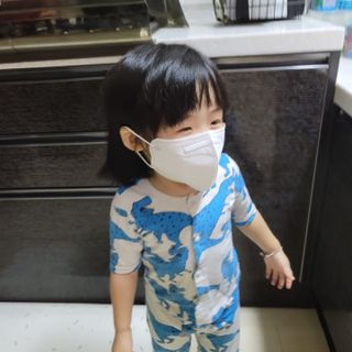 아토팜 블라블라 황사방역 마스크 KF94 — 5점을 준 리뷰어가 2021년 9월 올린 사용 사진