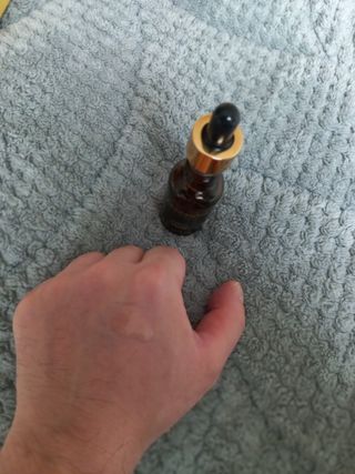 스킨큐어 산다화 비타민c 화이트닝 에센스 30ml — 5점을 준 리뷰어가 2022년 3월 올린 사용 사진