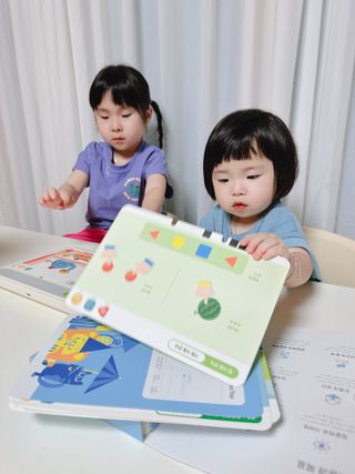 크레타탭 차세대 사고력 유아수학 학습기 페이퍼 태블릿 — 5점을 준 리뷰어가 2023년 9월 올린 사용 사진