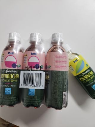 더그레잇티 콤부차 [매일유업] 더그레잇티 44kcal 콤부차 300ml *12개입 (오리지널 6개+베리리치 6개) — 4점을 준 리뷰어가 2023년 7월 올린 사용 사진