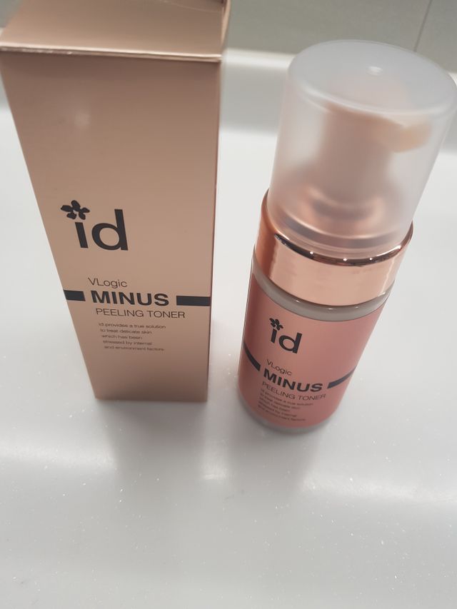 아이디 브이로직 마이너스 필링 토너 110ml 리뷰 사진