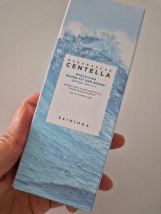 [스킨1004] 마다가스카르 센텔라 히알루-시카 워터핏 선세럼 50ml — 5점을 준 리뷰어가 2024년 5월 올린 사용 사진