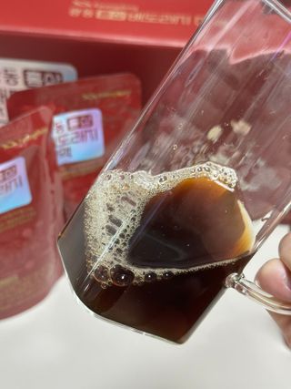 광동생활건강 프리 [광동] 홍삼 배도라지진액 (102mL*30포) — 5점을 준 리뷰어가 2025년 5월 올린 사용 사진