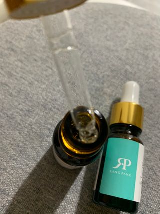 랑팡 EGF+FGF 10ppm 리포좀 앰플 원액 10ml — 3.5점을 준 리뷰어가 2021년 12월 올린 사용 사진