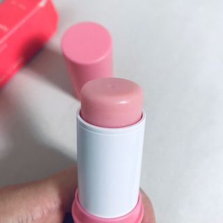 스킨큐어 산다화 카멜리아 안티 링클 멀티밤 — 5점을 준 리뷰어가 2023년 10월 올린 사용 사진