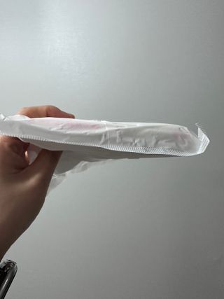 N[템포 ] 패드 내추럴 순면 입는 오버나이트 5P * 2개 — 5점을 준 리뷰어가 2024년 1월 올린 사용 사진