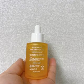 체르엠 스템앤셀 비타민 브라이트닝 에센스 30ml 1개 — 5점을 준 리뷰어가 2022년 3월 올린 사용 사진