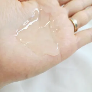 리더스코스메틱 리더스 퍼스트 샷 액티브 에센스 에이지 컨트롤 — 5점을 준 리뷰어가 2022년 1월 올린 사용 사진