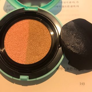 리즐리 씨슬릭 톤업 쿨링 쿠션 15g — 4점을 준 리뷰어가 2021년 7월 올린 사용 사진