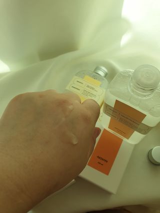 [녹산] 비건 대나무 밸런싱 수분 토너 + 비건 바이오 비타 에센스 — 5점을 준 리뷰어가 2022년 10월 올린 사용 사진