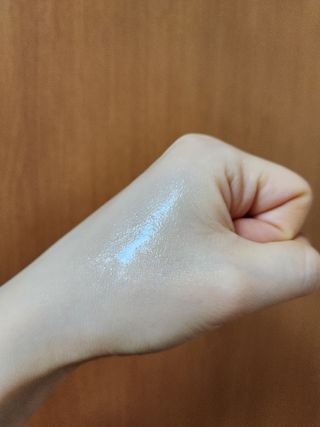 스킨큐어 산다화 비타민c 화이트닝 에센스 30ml — 5점을 준 리뷰어가 2023년 12월 올린 사용 사진