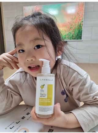 랑벨 내츄럴 딥 포어 클렌저 210ml (저자극 약산성 천연 클렌징 젤) — 4점을 준 리뷰어가 2022년 4월 올린 사용 사진