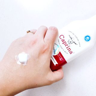 카프리나 산양밀크 모이스춰라이징 바디로션 350ml(오리지널향) — 5점을 준 리뷰어가 2023년 4월 올린 사용 사진