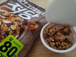 맛있게 먹어도 당 1g 대, 오!그래놀라 저당 통보리 — 5점을 준 리뷰어가 2025년 1월 올린 사용 사진