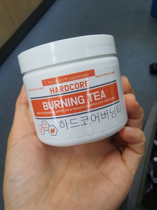 뉴트리션팩토리 하드코어버닝티 오리지널 — 5점을 준 리뷰어가 2021년 8월 올린 사용 사진