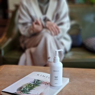 엠디스픽 무향 바리스타 핸드크림 대용량 250g — 5점을 준 리뷰어가 2022년 11월 올린 사용 사진